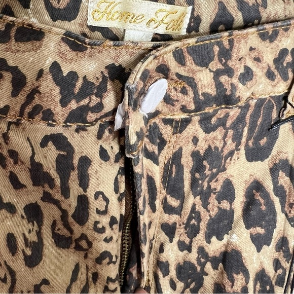 Home Folk Women’s Embroidered Floral Bootcut Jeans - Picture 7 of 12